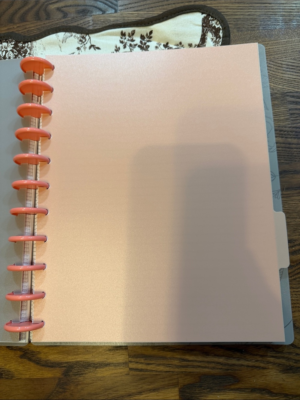 The Happy Planner Blush Pink & Gold Floral Monthly Planner - Picture 12 of 16